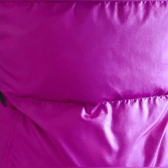 Juicy Couture Down Vest Fuchsia Purple Gold Zip - Picture 5 of 11